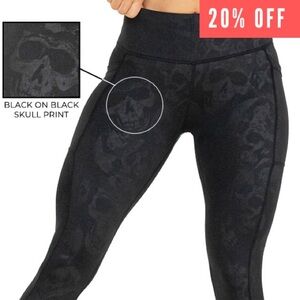 CVG Black Skull XS full Length leggings. Pockets. Squat proof. Workout like new